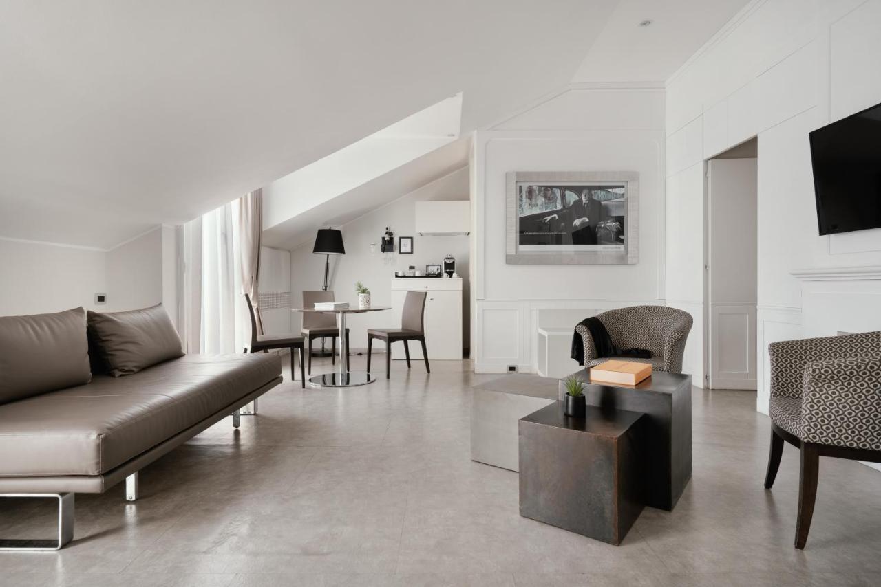 Montenapoleone Suites Milano Esterno foto