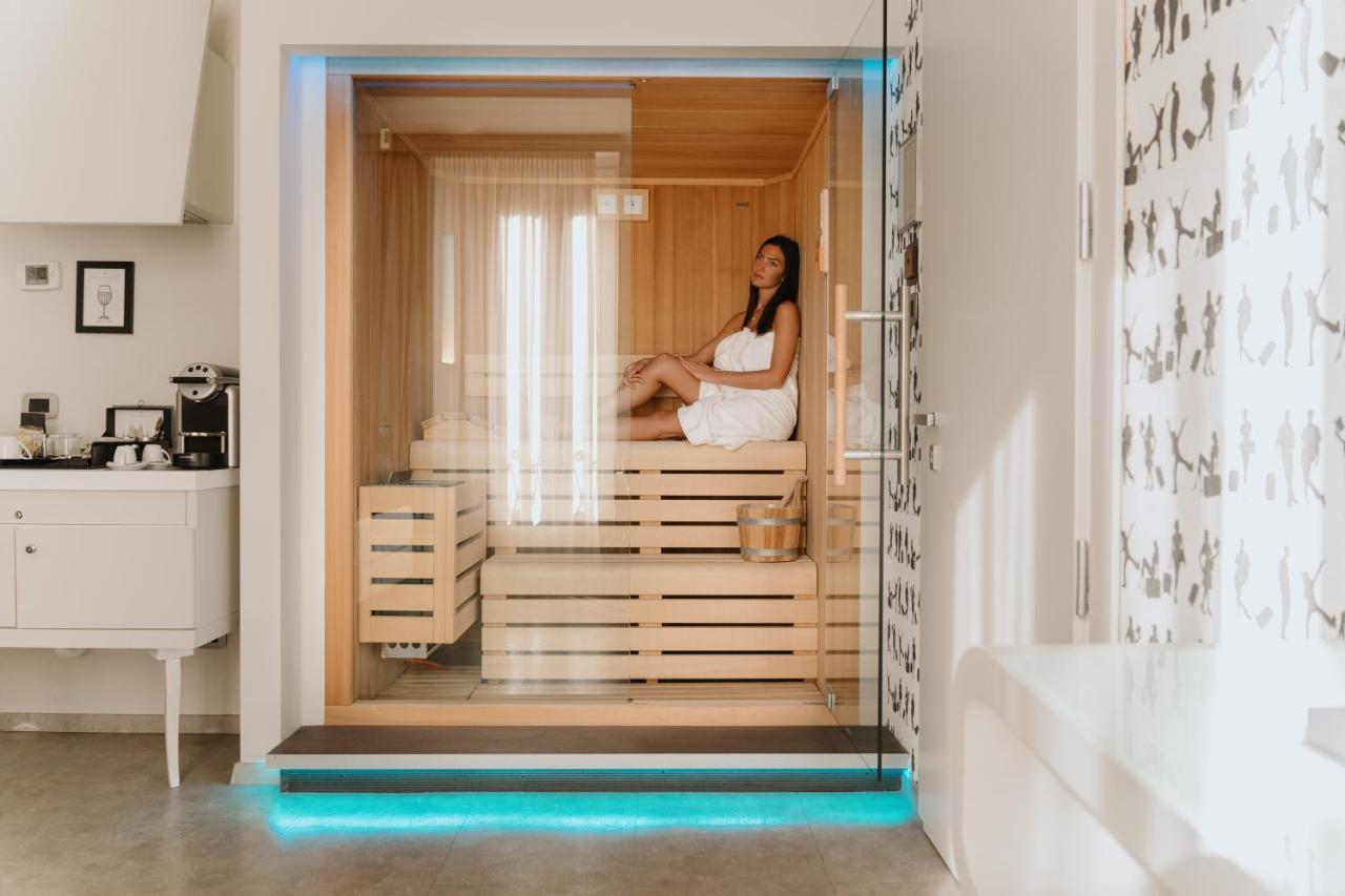 Montenapoleone Suites Milano Esterno foto